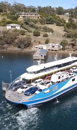 Explore Bruny Island - Seaklink Ferry